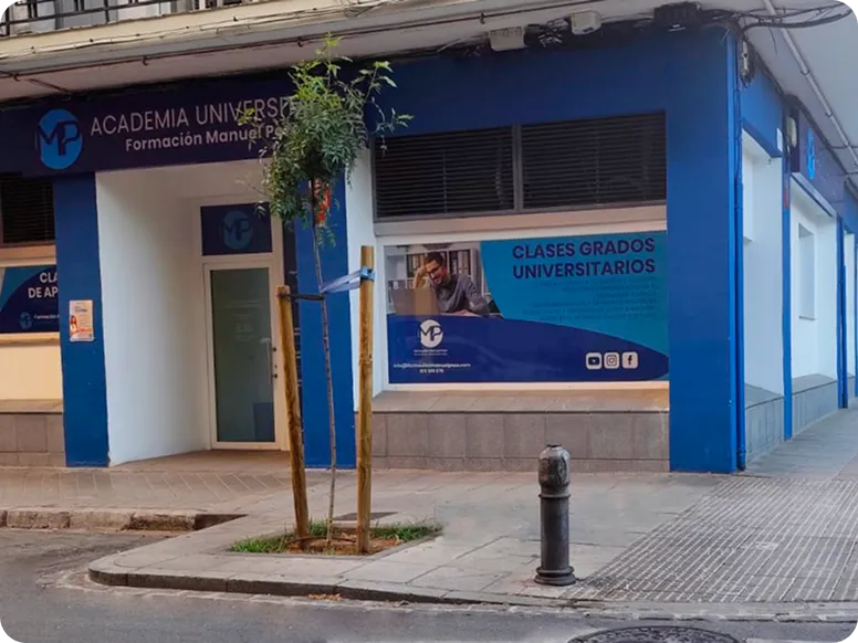 Academia Universitaria Formación Manuel Pozo en Granada